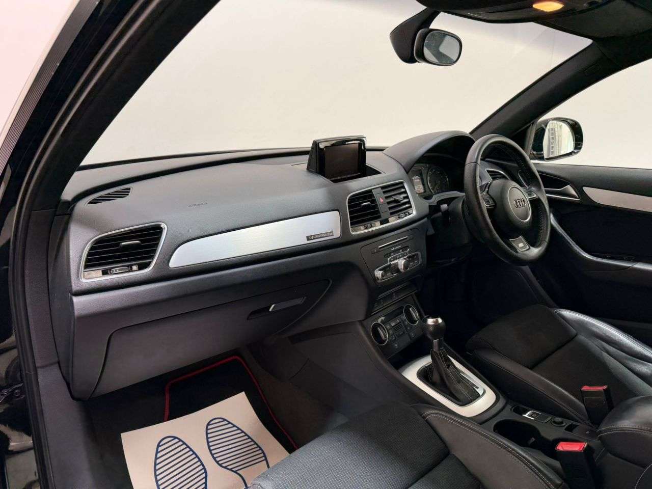 2015 AUDI Q3 2015 AUDI Q3