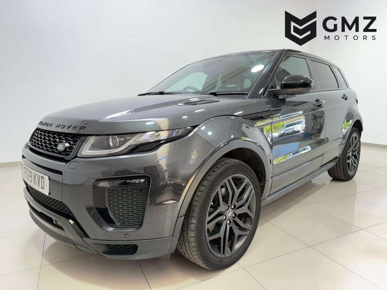 A 2019 LAND ROVER RANGE ROVER EVOQUE 2.0 TD4 HSE Dynamic SUV 5dr Diesel Auto 4WD Euro 6 (s/s) (180 ps) NATIONWID A 2019 LAND ROVER RANGE ROVER EVOQUE 2.0 TD4 HSE Dynamic SUV 5dr Diesel Auto 4WD Euro 6 (s/s) (180 ps) NATIONWID