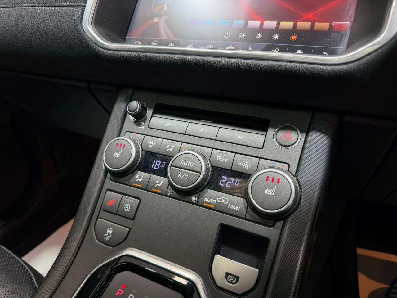 2019 LAND ROVER RANGE ROVER EVOQUE 2019 LAND ROVER RANGE ROVER EVOQUE