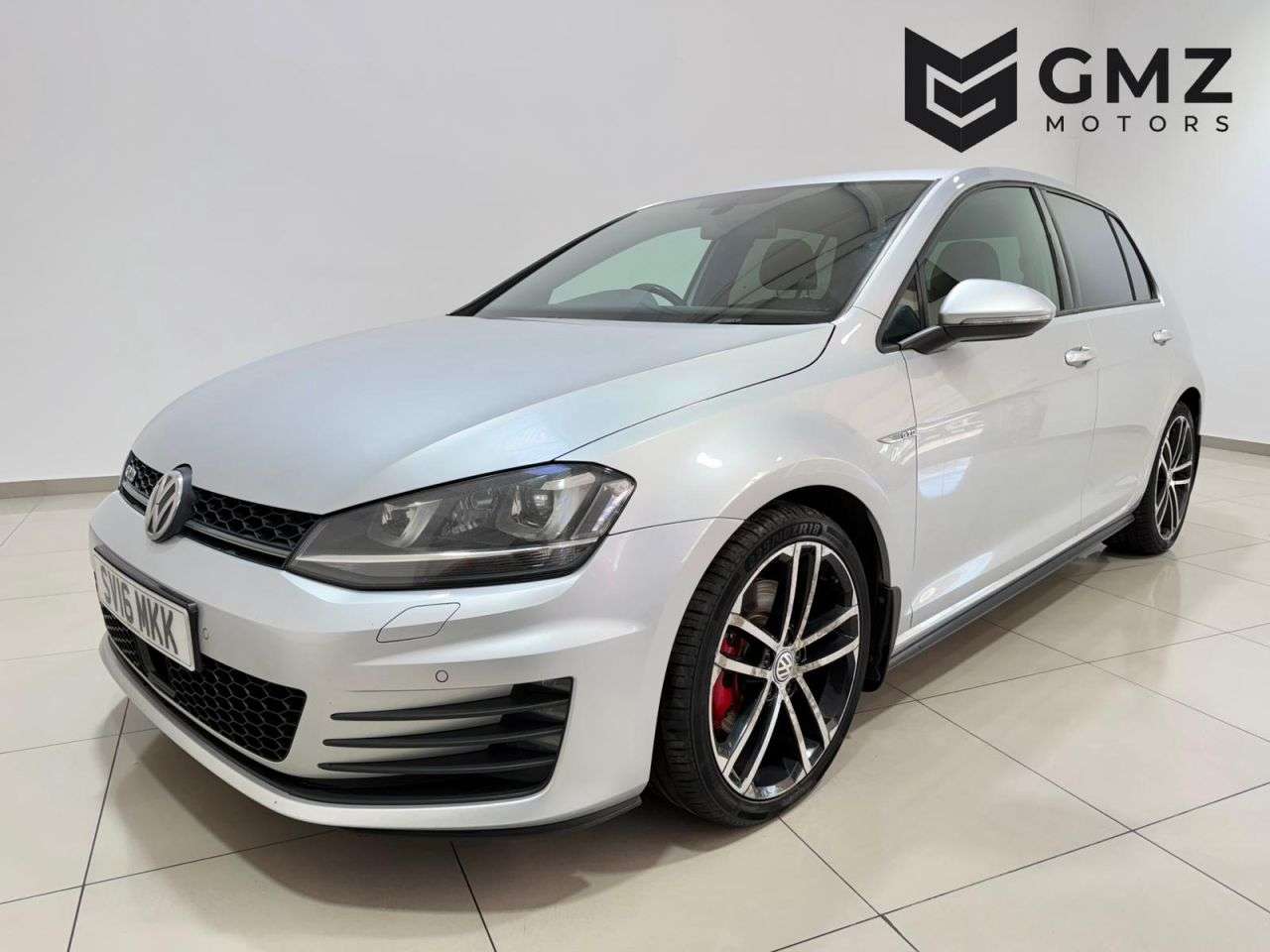 A 2016 VOLKSWAGEN GOLF 2.0 TDI BlueMotion Tech GTD Hatchback 5dr Diesel Manual Euro 6 (s/s) (184 p A 2016 VOLKSWAGEN GOLF 2.0 TDI BlueMotion Tech GTD Hatchback 5dr Diesel Manual Euro 6 (s/s) (184 p
