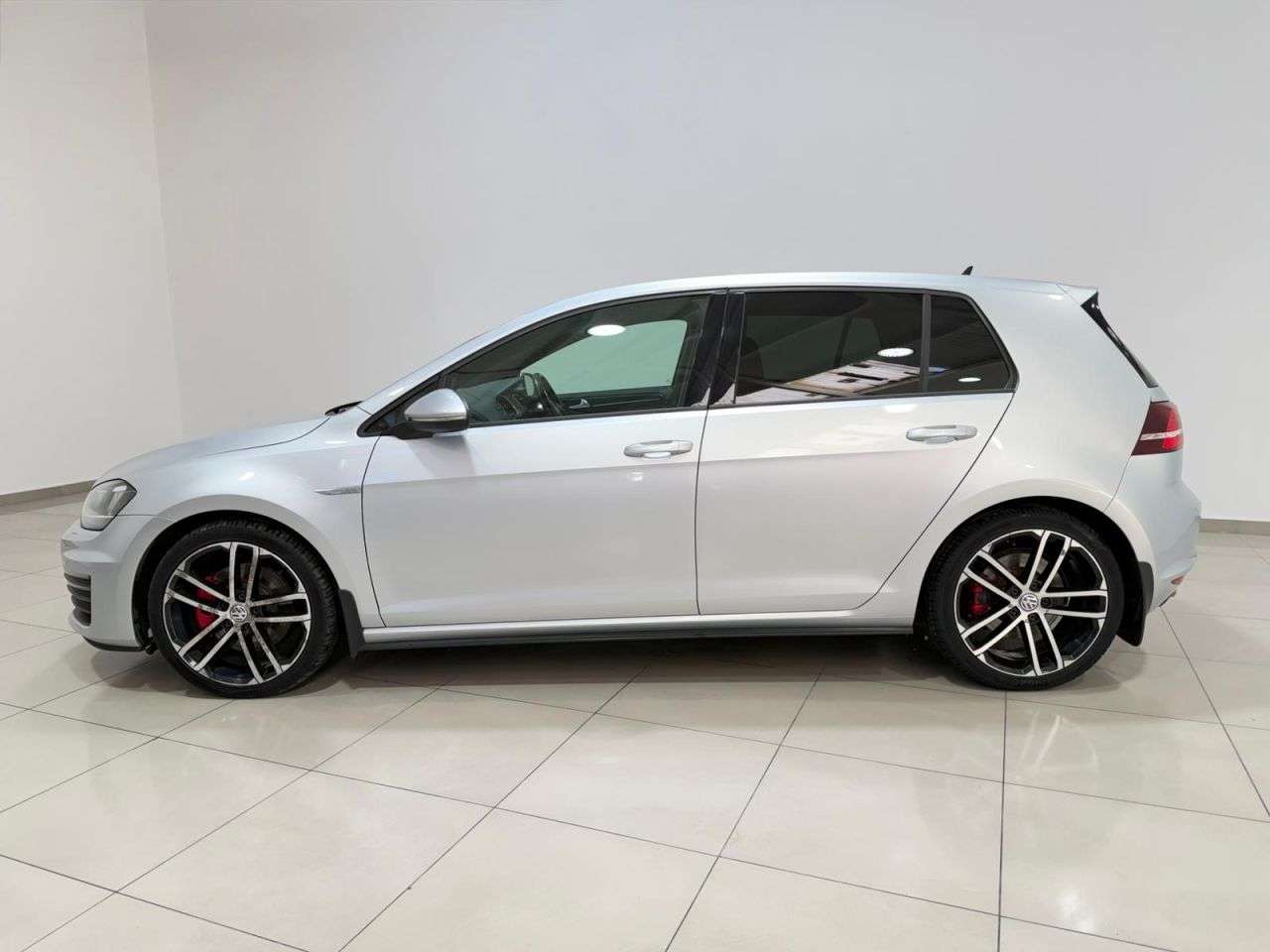 2016 VOLKSWAGEN GOLF 2016 VOLKSWAGEN GOLF