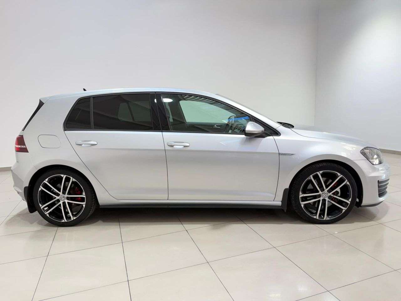 2016 VOLKSWAGEN GOLF 2016 VOLKSWAGEN GOLF