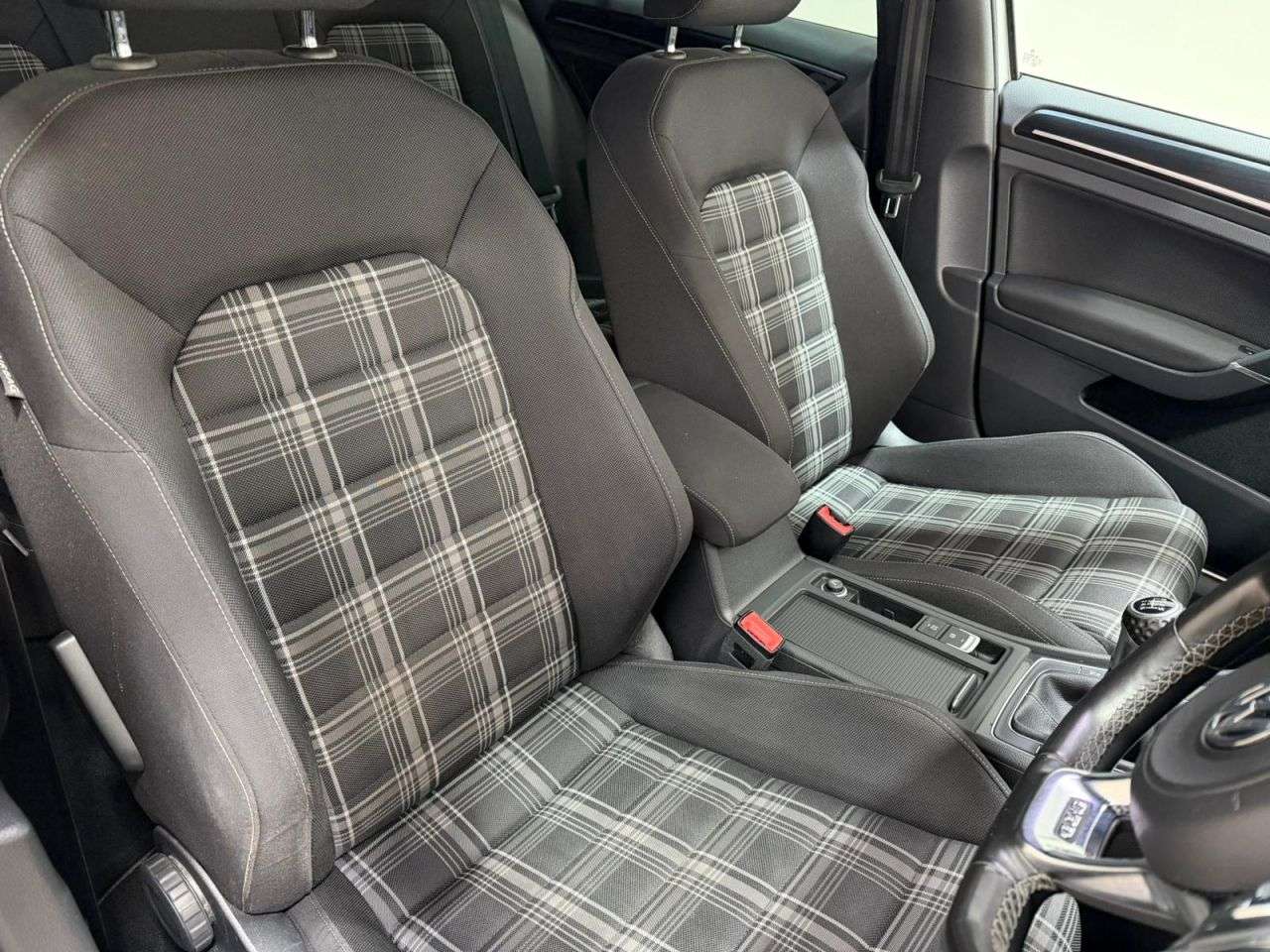 2016 VOLKSWAGEN GOLF 2016 VOLKSWAGEN GOLF