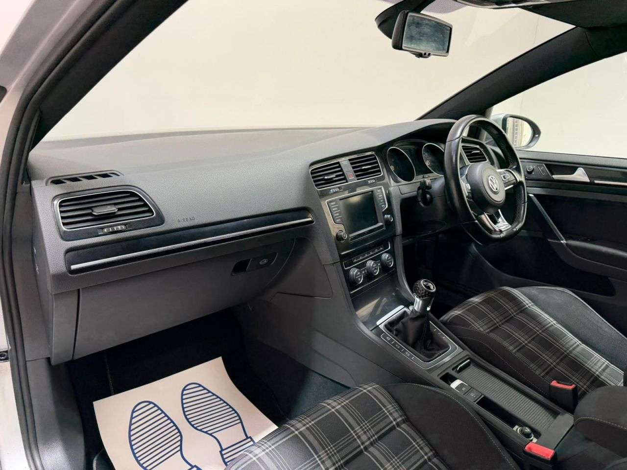 2016 VOLKSWAGEN GOLF 2016 VOLKSWAGEN GOLF