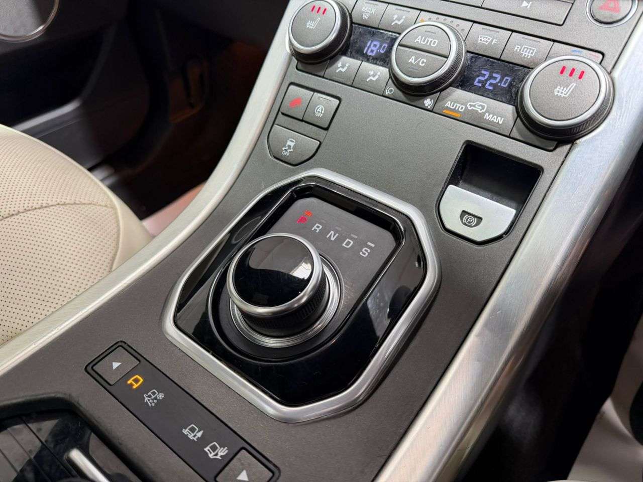 2018 LAND ROVER RANGE ROVER EVOQUE 2018 LAND ROVER RANGE ROVER EVOQUE