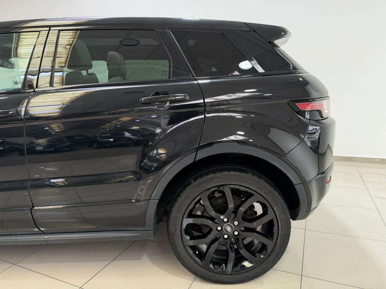 2018 LAND ROVER RANGE ROVER EVOQUE 2018 LAND ROVER RANGE ROVER EVOQUE