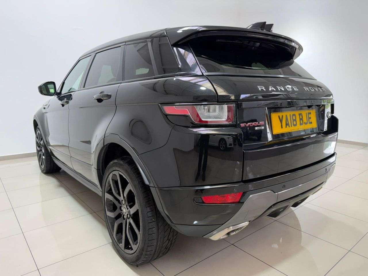 2018 LAND ROVER RANGE ROVER EVOQUE 2018 LAND ROVER RANGE ROVER EVOQUE