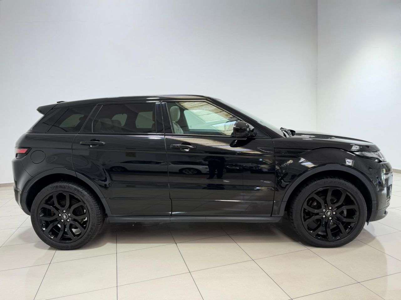 2018 LAND ROVER RANGE ROVER EVOQUE 2018 LAND ROVER RANGE ROVER EVOQUE