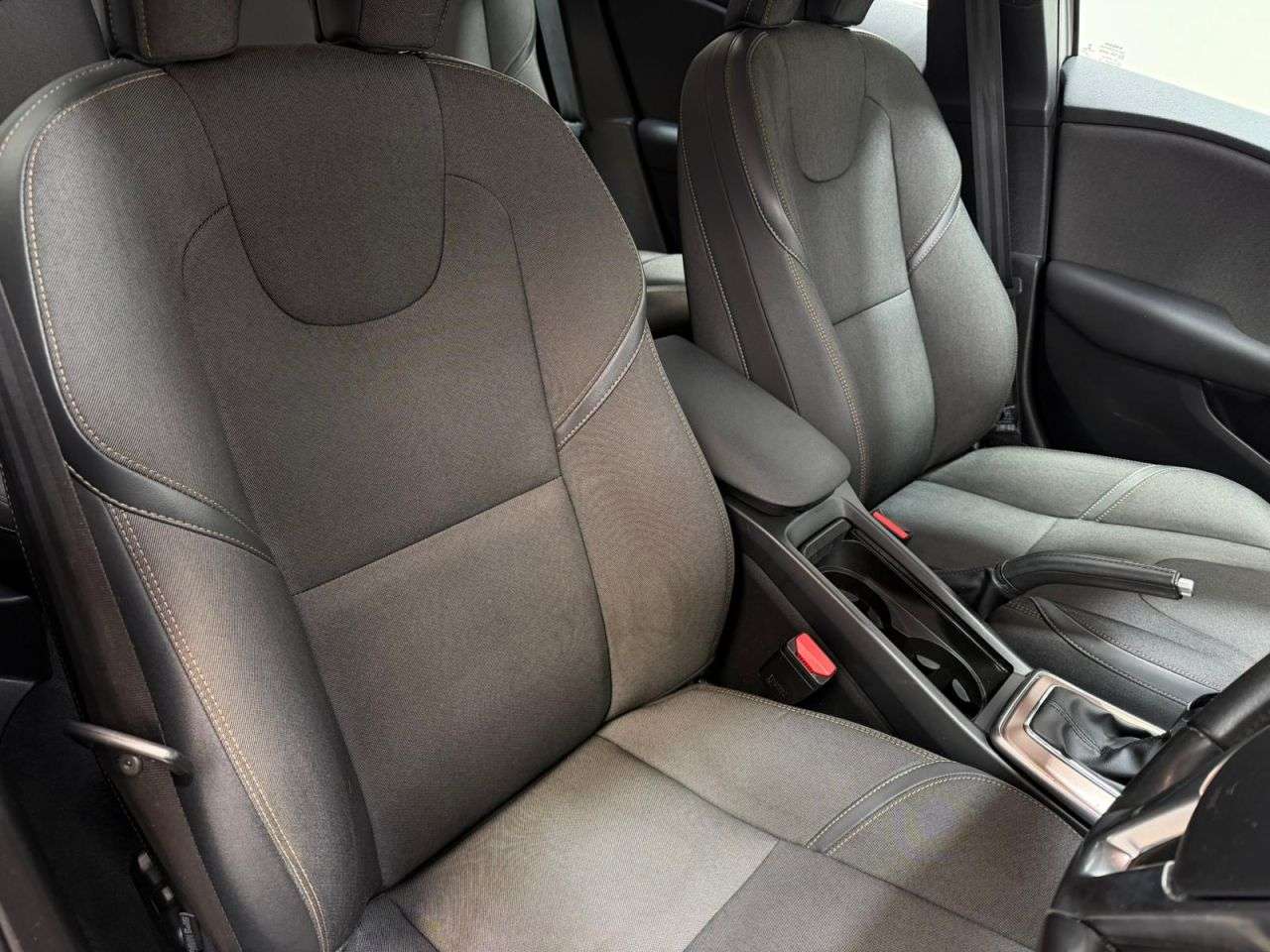 2018 VOLVO V40 CROSS COUNTRY 2018 VOLVO V40 CROSS COUNTRY
