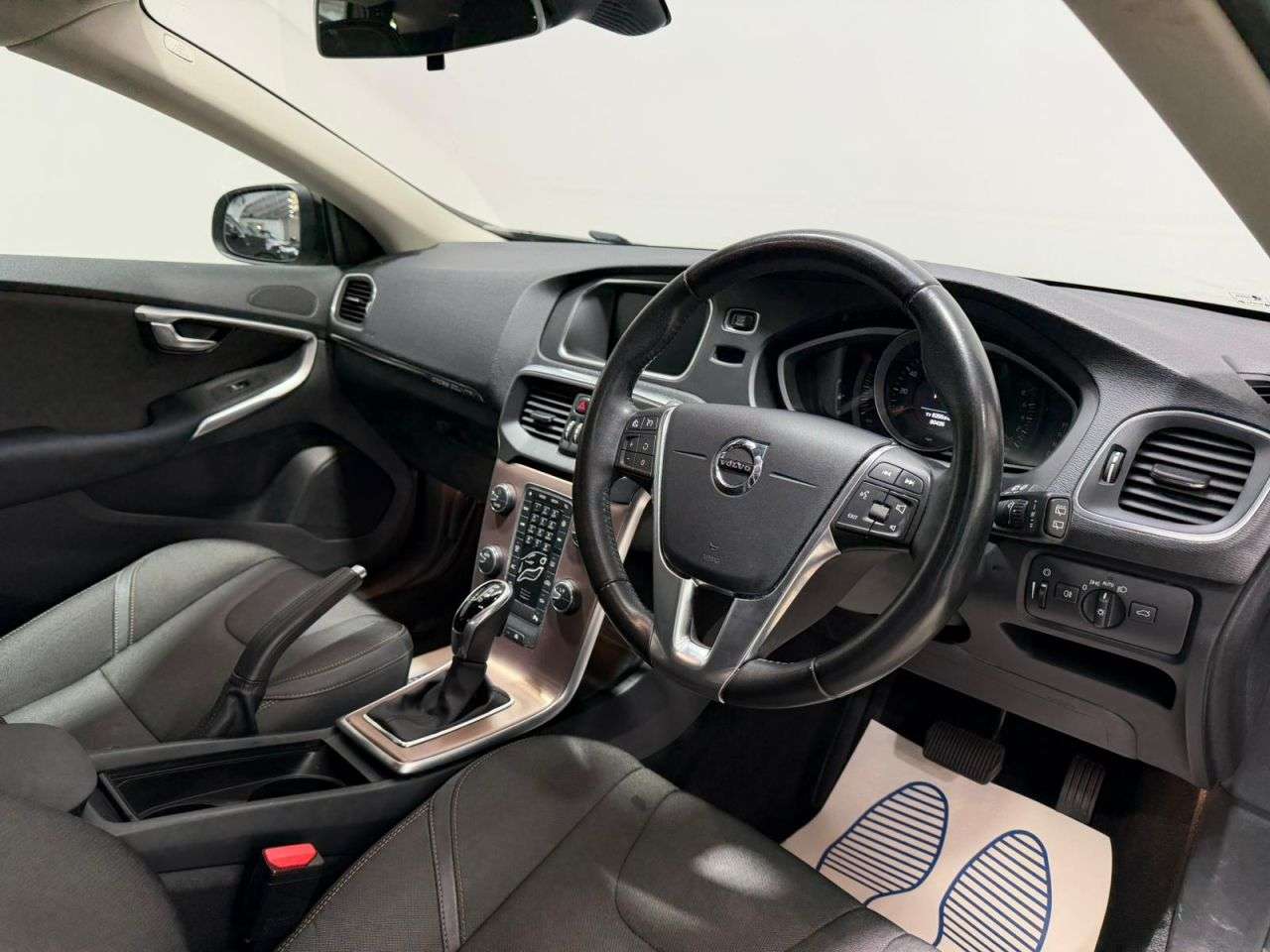 2018 VOLVO V40 CROSS COUNTRY 2018 VOLVO V40 CROSS COUNTRY