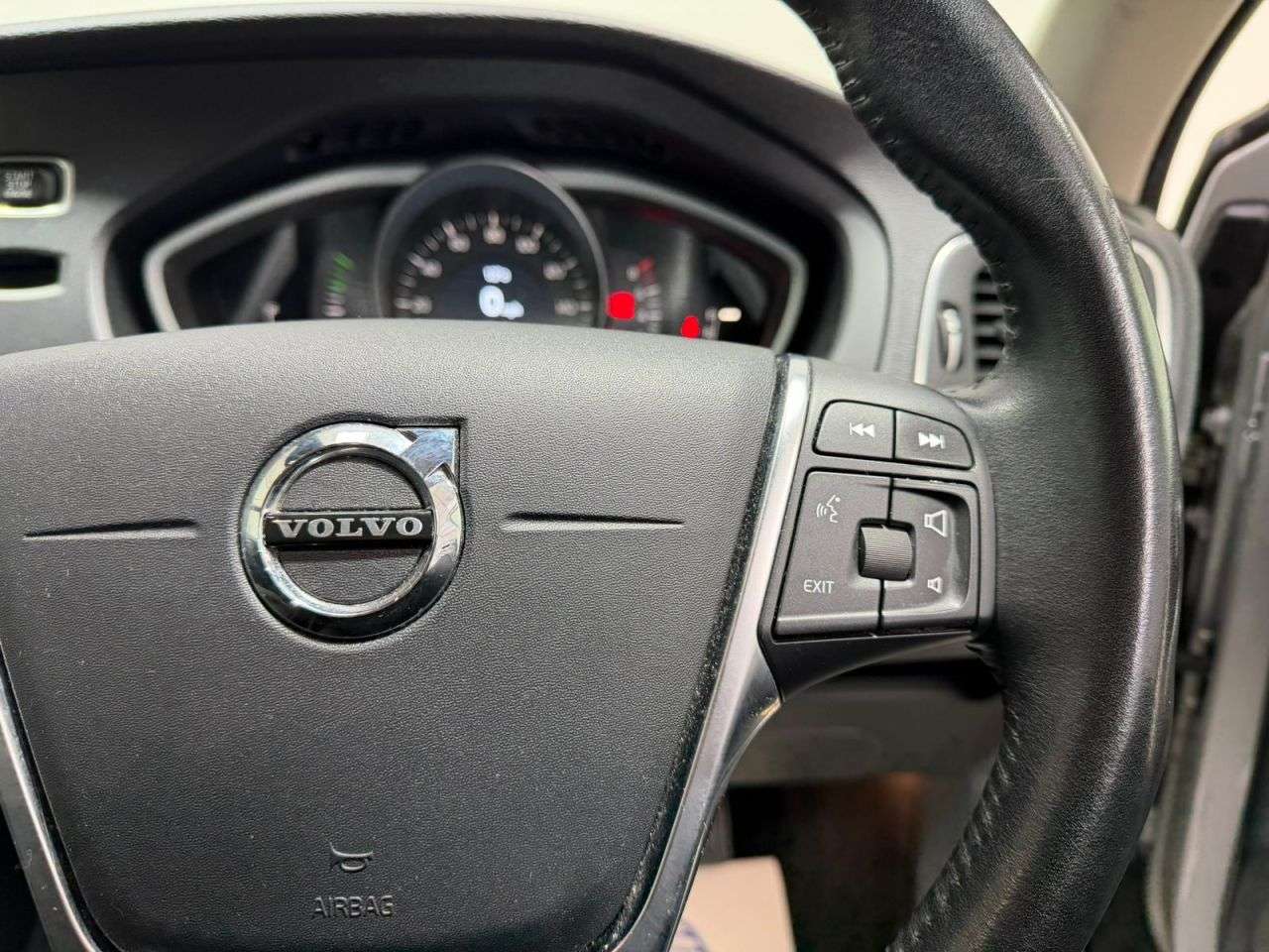 2018 VOLVO V40 CROSS COUNTRY 2018 VOLVO V40 CROSS COUNTRY