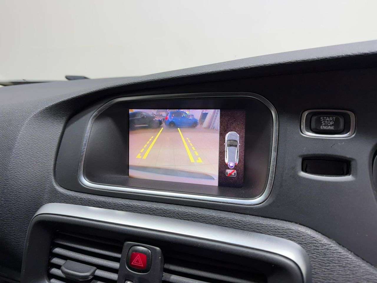 2018 VOLVO V40 CROSS COUNTRY 2018 VOLVO V40 CROSS COUNTRY