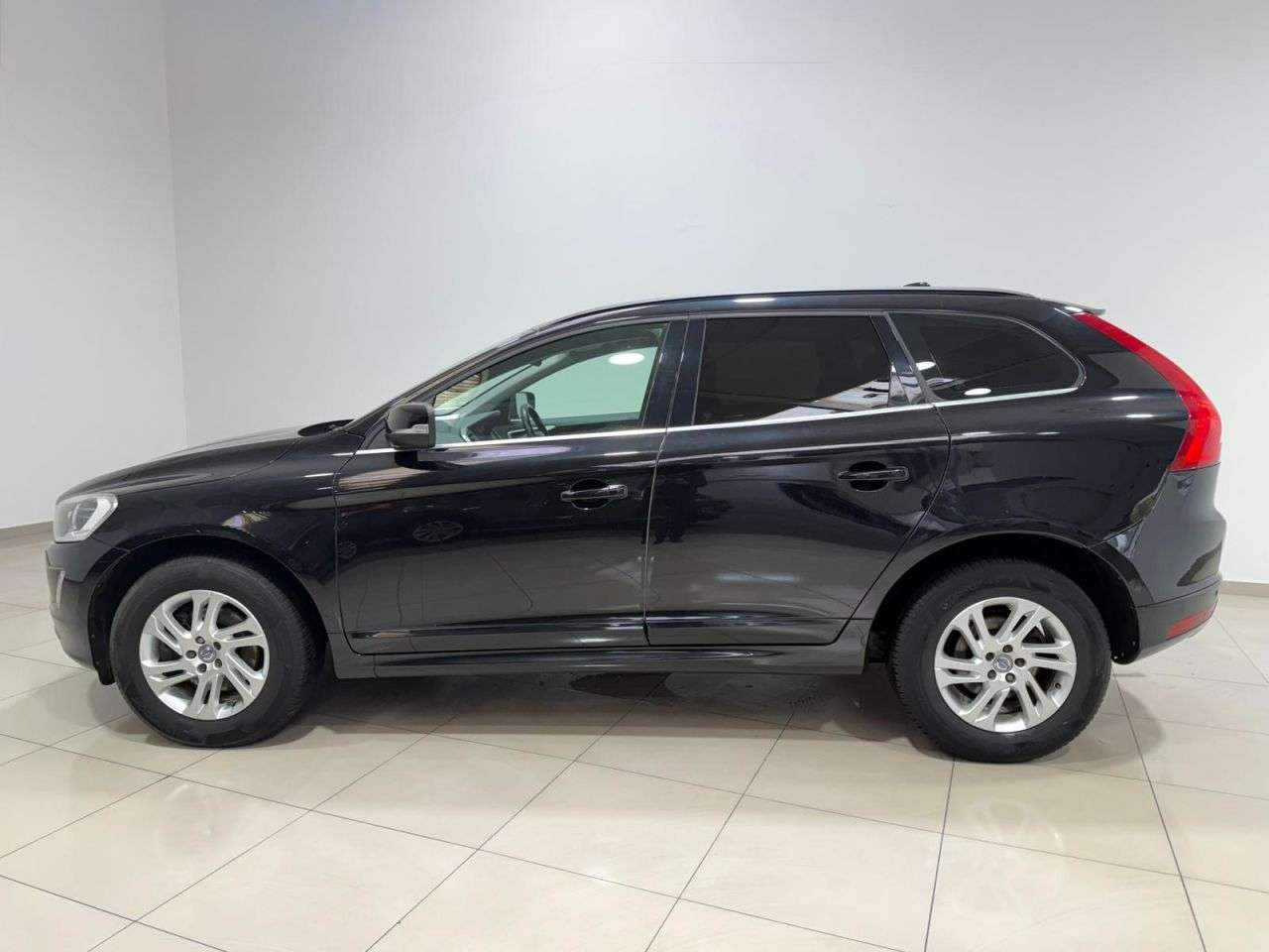 2015 VOLVO XC60 2015 VOLVO XC60