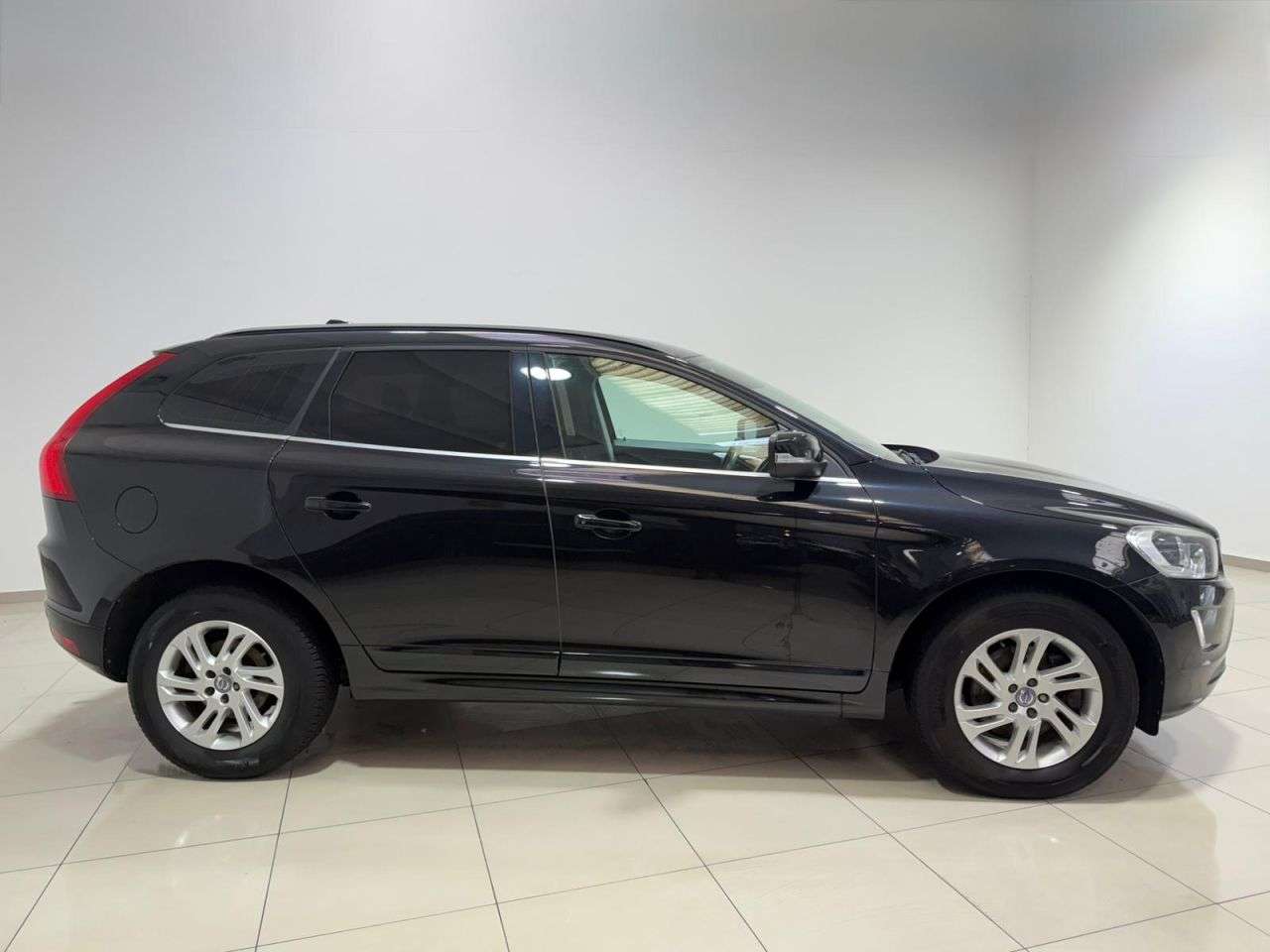 2015 VOLVO XC60 2015 VOLVO XC60