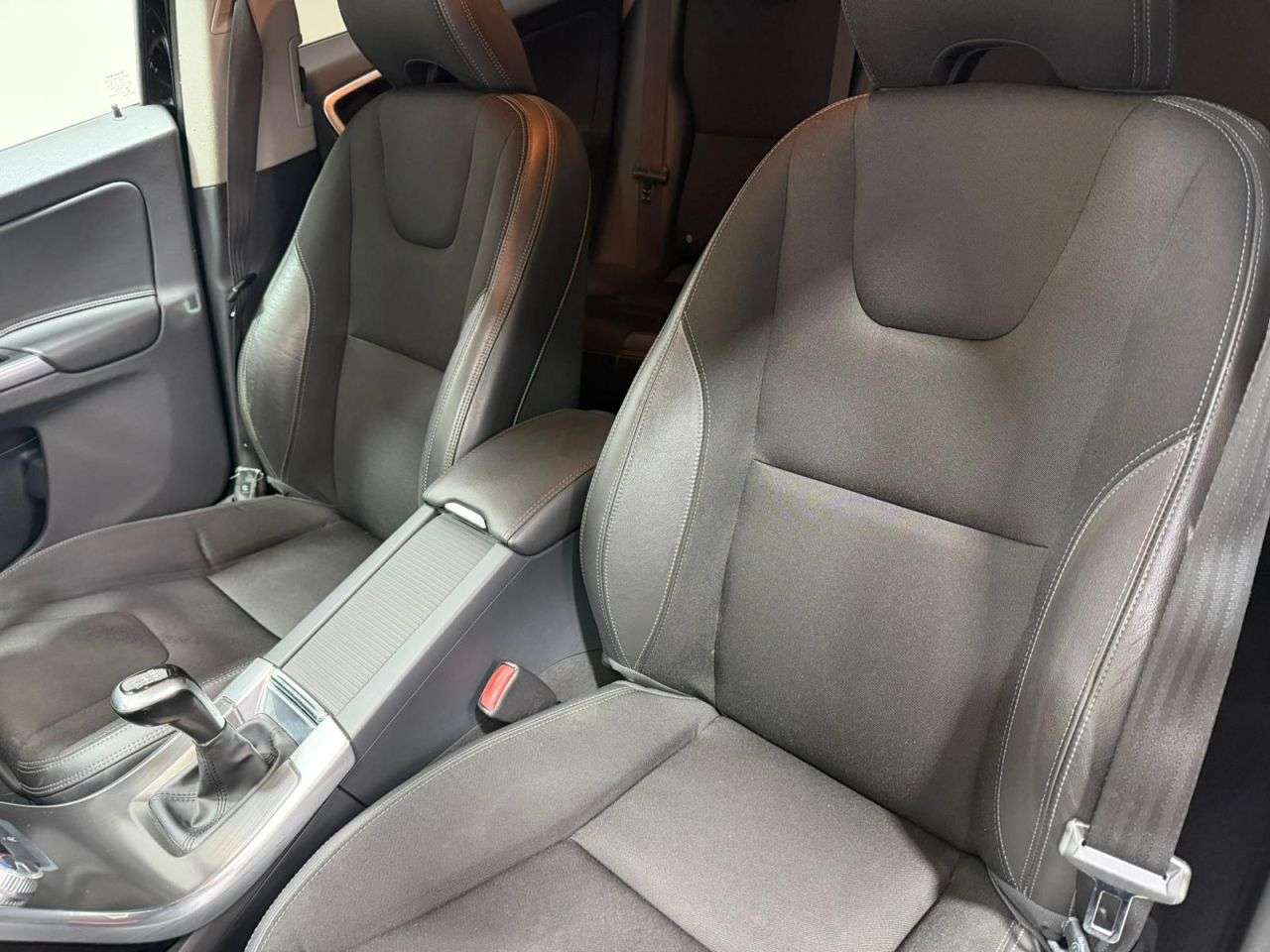 2015 VOLVO XC60 2015 VOLVO XC60
