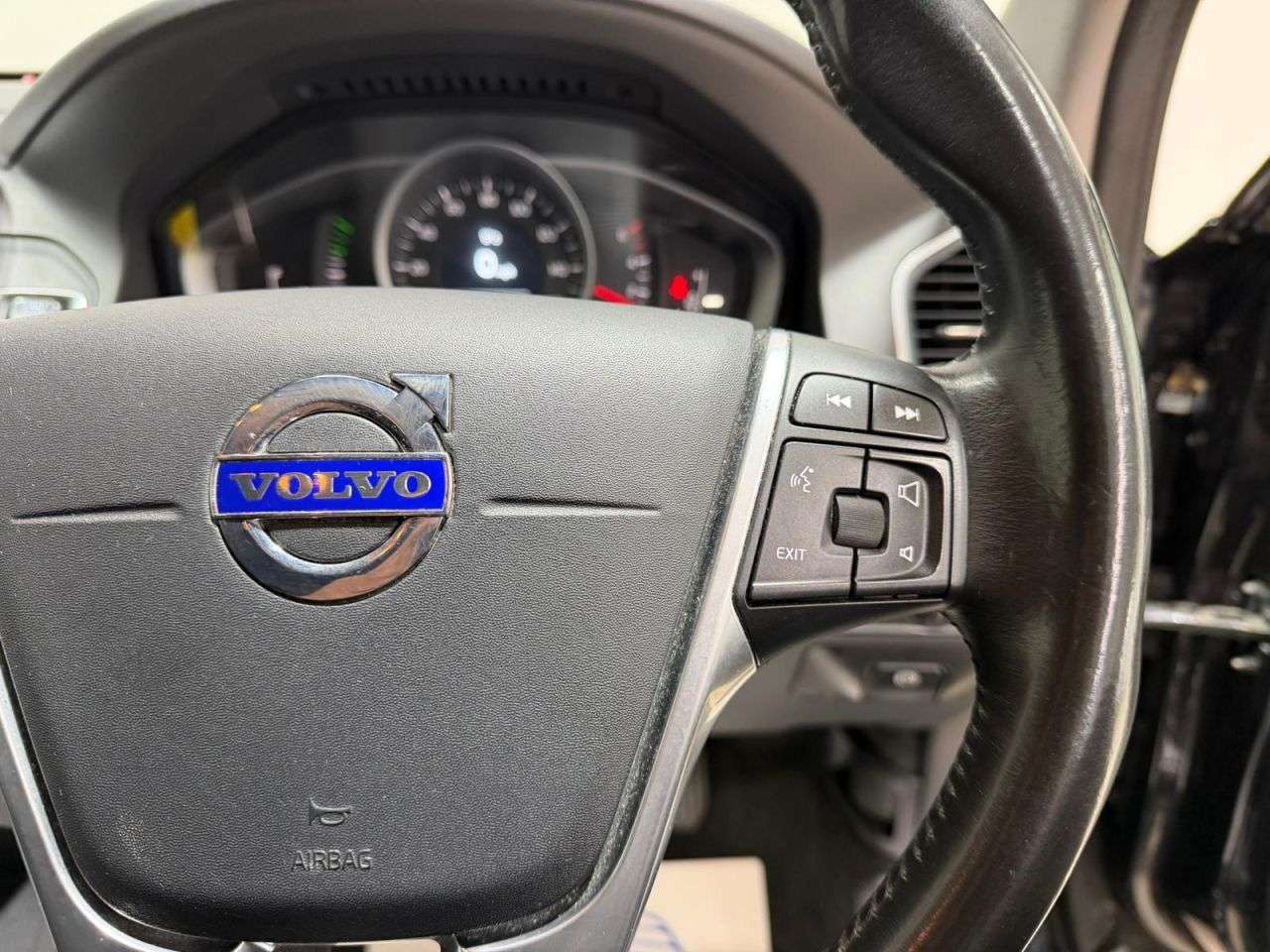 2015 VOLVO XC60 2015 VOLVO XC60
