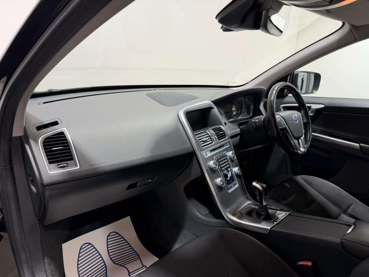 2015 VOLVO XC60 2015 VOLVO XC60