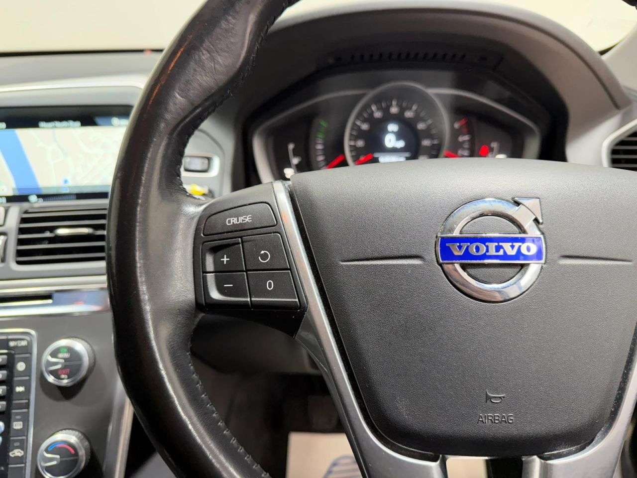 2015 VOLVO XC60 2015 VOLVO XC60