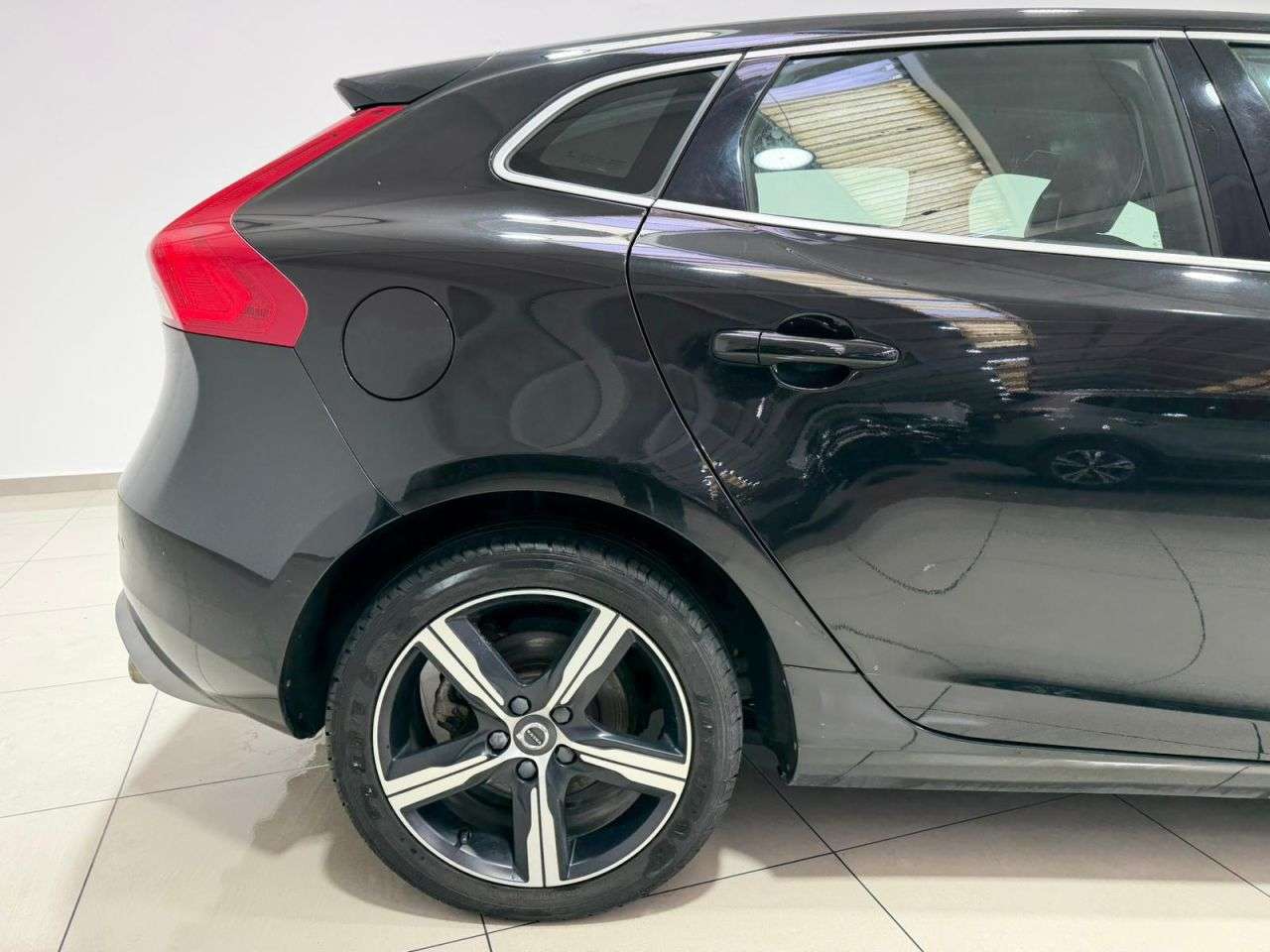 2018 VOLVO V40 2018 VOLVO V40