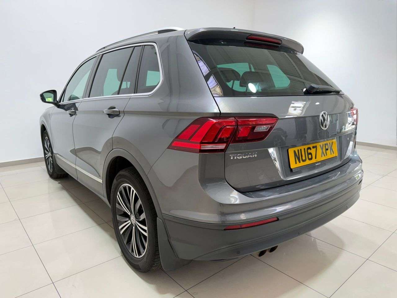 2017 VOLKSWAGEN TIGUAN 2017 VOLKSWAGEN TIGUAN