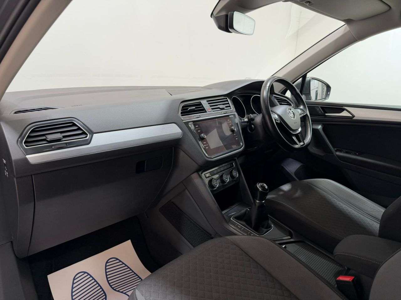 2017 VOLKSWAGEN TIGUAN 2017 VOLKSWAGEN TIGUAN