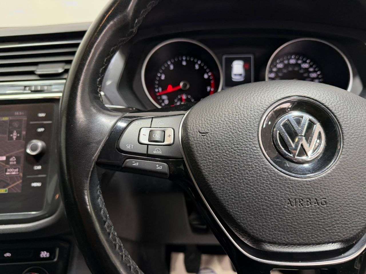 2017 VOLKSWAGEN TIGUAN 2017 VOLKSWAGEN TIGUAN