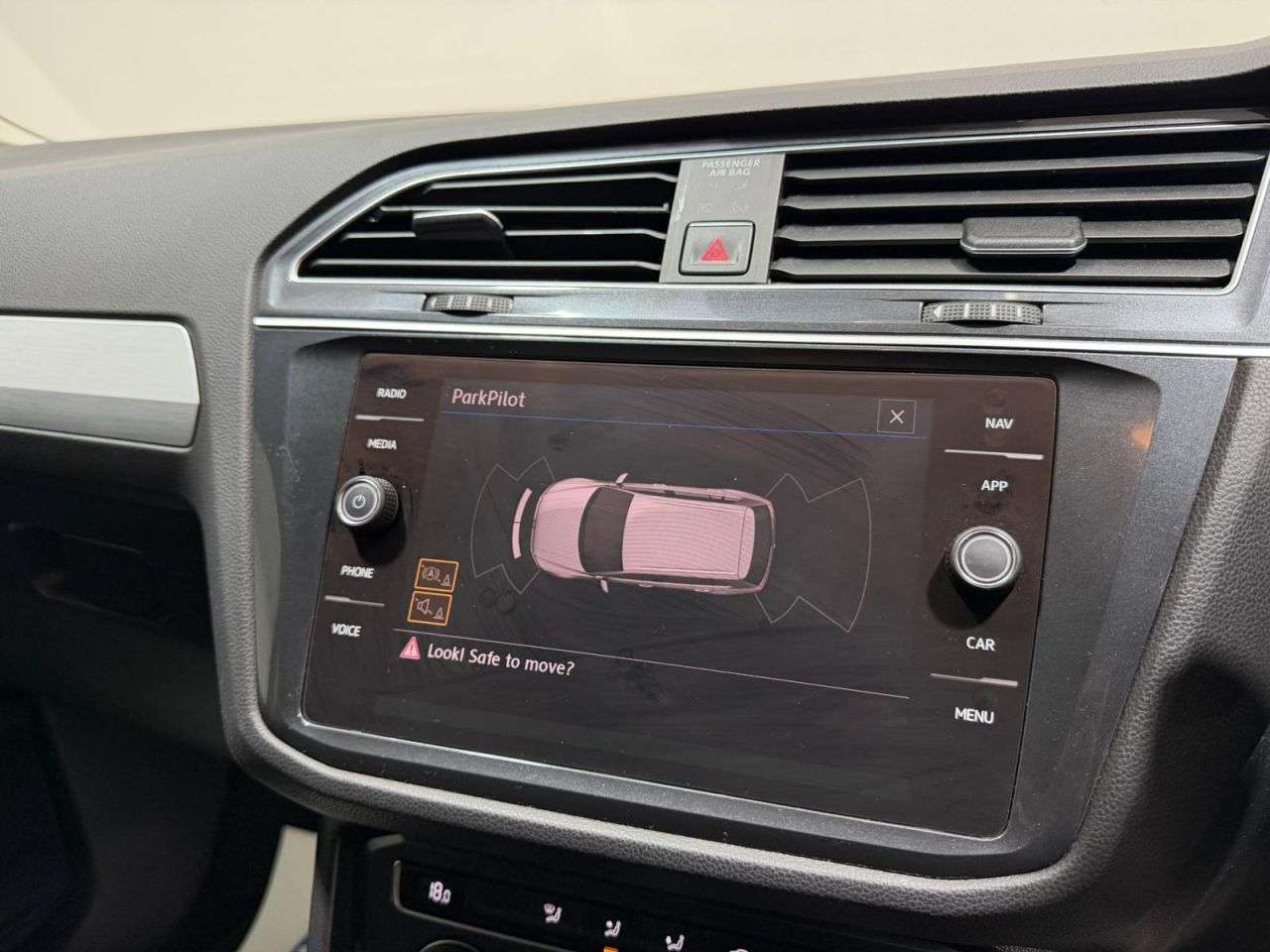 2017 VOLKSWAGEN TIGUAN 2017 VOLKSWAGEN TIGUAN