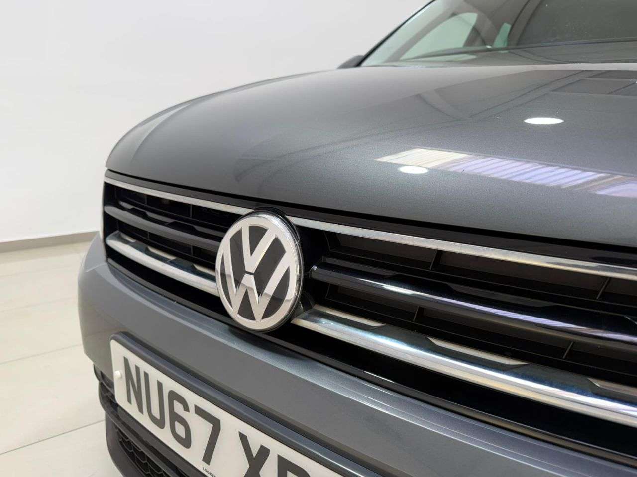 2017 VOLKSWAGEN TIGUAN 2017 VOLKSWAGEN TIGUAN