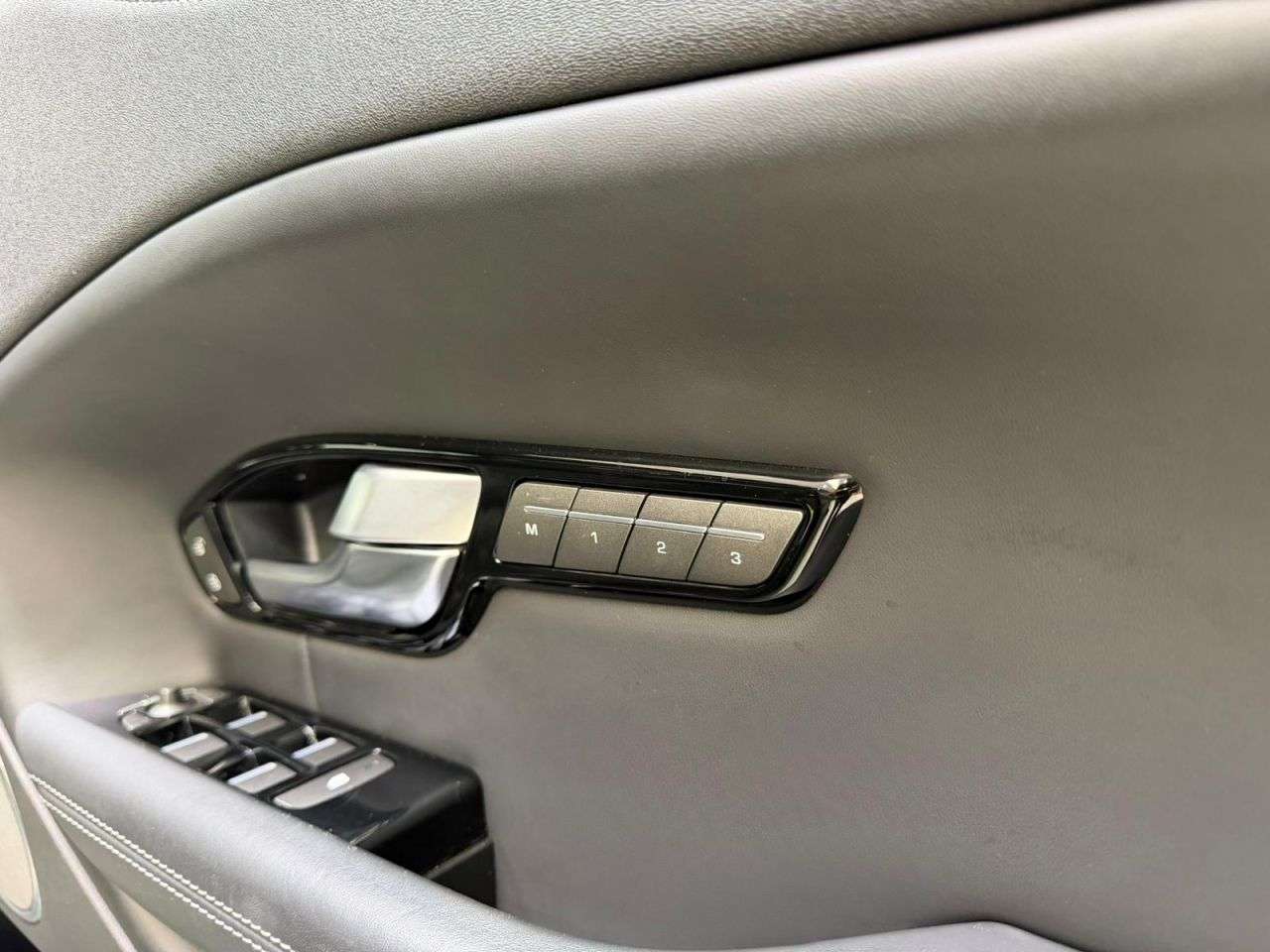 2017 LAND ROVER RANGE ROVER EVOQUE 2017 LAND ROVER RANGE ROVER EVOQUE
