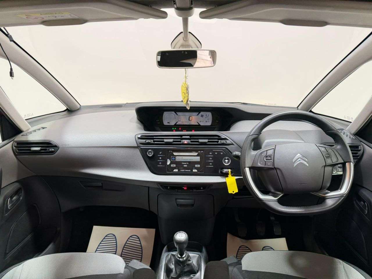 A 2014 CITROEN C4 PICASSO 1.6 e-HDi VTR+ MPV 5dr Diesel Manual Euro 5 (s/s) (115 ps) NATIONWIDE DELIV A 2014 CITROEN C4 PICASSO 1.6 e-HDi VTR+ MPV 5dr Diesel Manual Euro 5 (s/s) (115 ps) NATIONWIDE DELIV