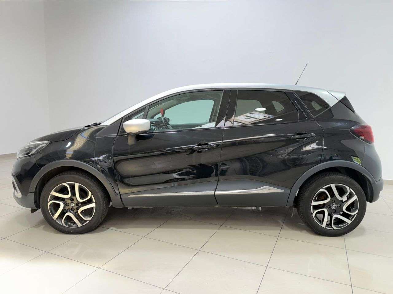 2017 RENAULT CAPTUR 2017 RENAULT CAPTUR