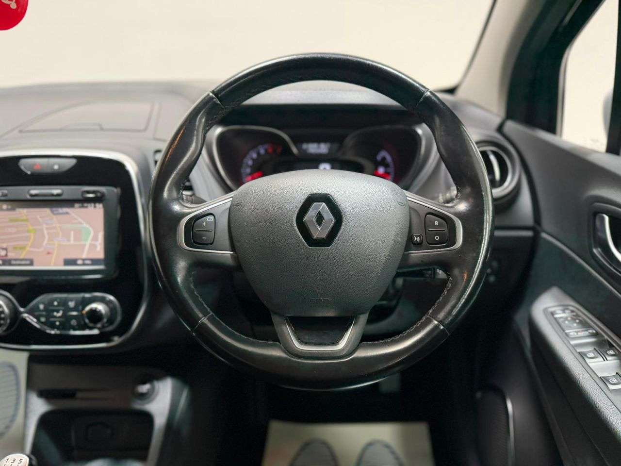 2017 RENAULT CAPTUR 2017 RENAULT CAPTUR