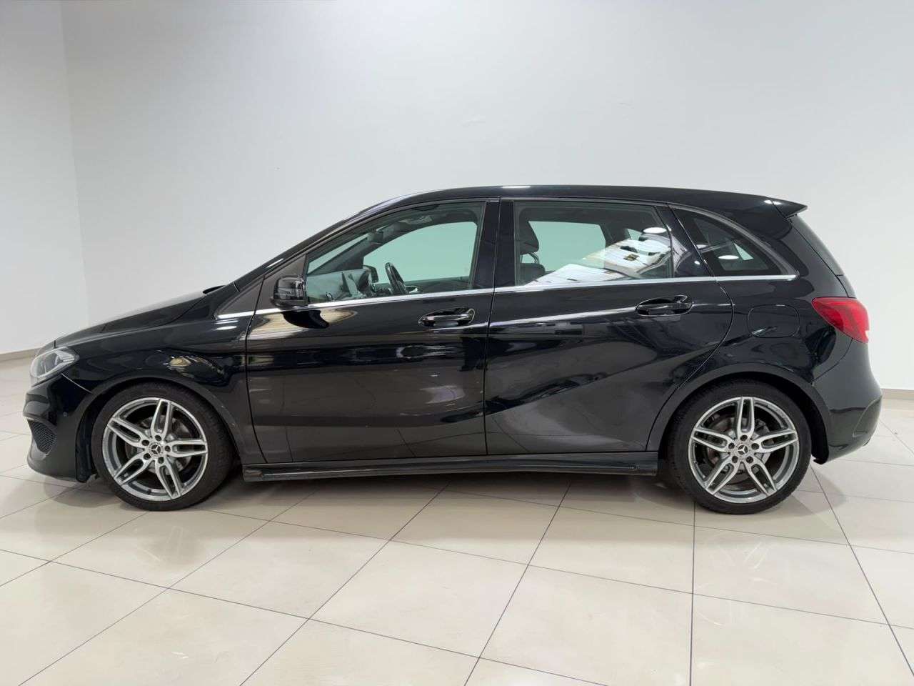 2018 MERCEDES-BENZ B-CLASS 2018 MERCEDES-BENZ B-CLASS