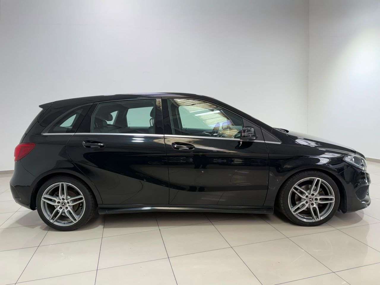 2018 MERCEDES-BENZ B-CLASS 2018 MERCEDES-BENZ B-CLASS