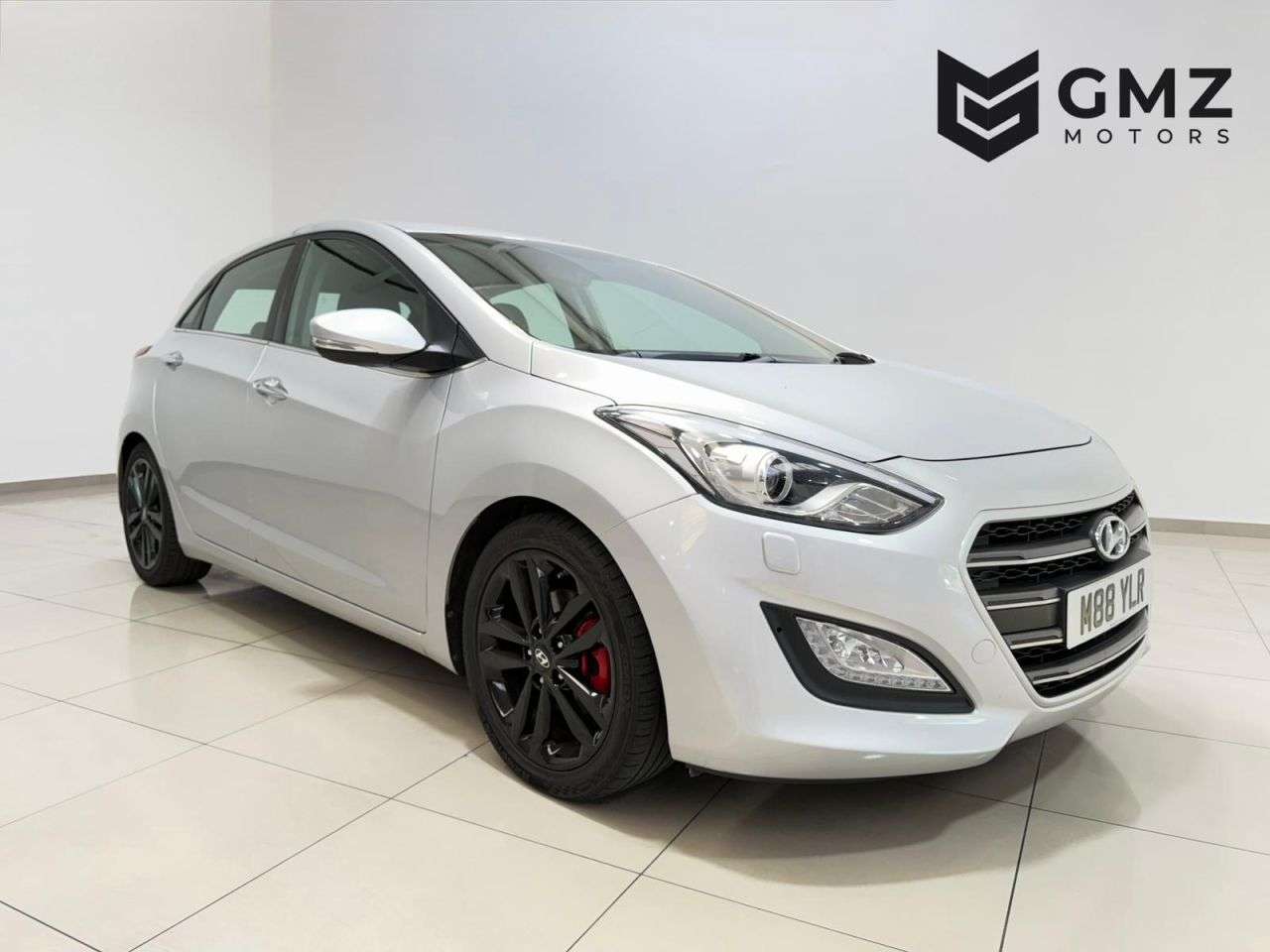 A 2017 HYUNDAI I30 1.6 CRDi Blue Drive Premium Hatchback 5dr Diesel Manual Euro 6 (s/s) (136 p A 2017 HYUNDAI I30 1.6 CRDi Blue Drive Premium Hatchback 5dr Diesel Manual Euro 6 (s/s) (136 p
