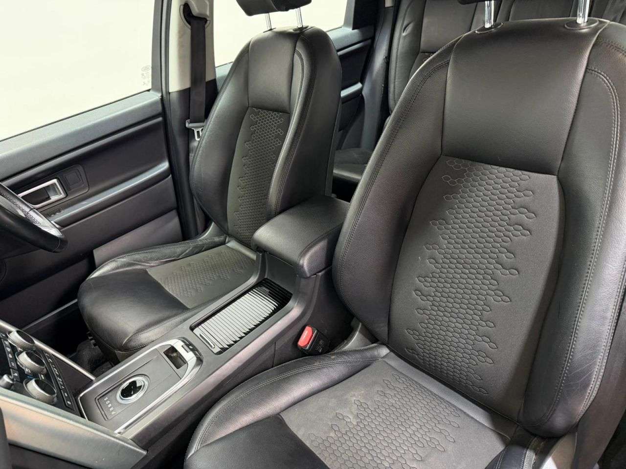 2019 LAND ROVER DISCOVERY SPORT 2019 LAND ROVER DISCOVERY SPORT