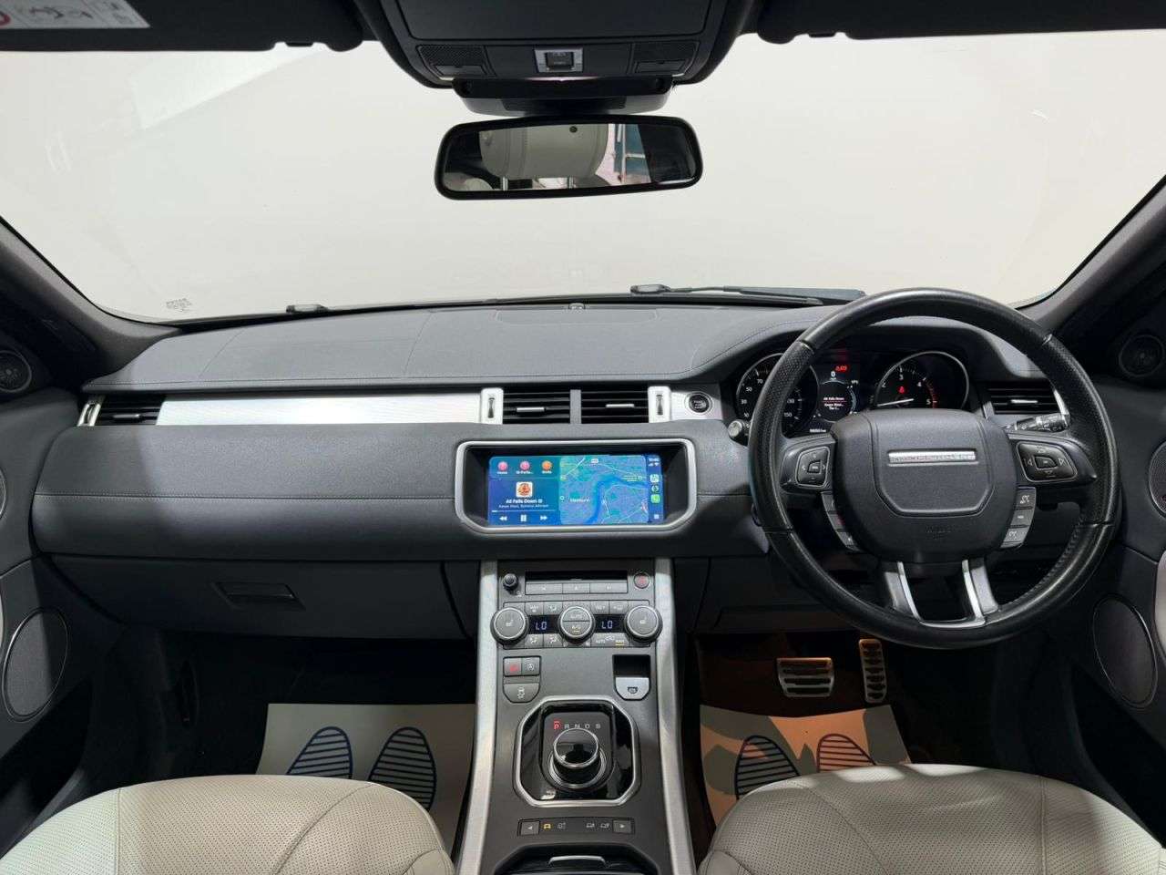 A 2017 LAND ROVER RANGE ROVER EVOQUE 2.0 TD4 HSE Dynamic SUV 5dr Diesel Auto 4WD Euro 6 (s/s) (180 ps) NATIONWID A 2017 LAND ROVER RANGE ROVER EVOQUE 2.0 TD4 HSE Dynamic SUV 5dr Diesel Auto 4WD Euro 6 (s/s) (180 ps) NATIONWID