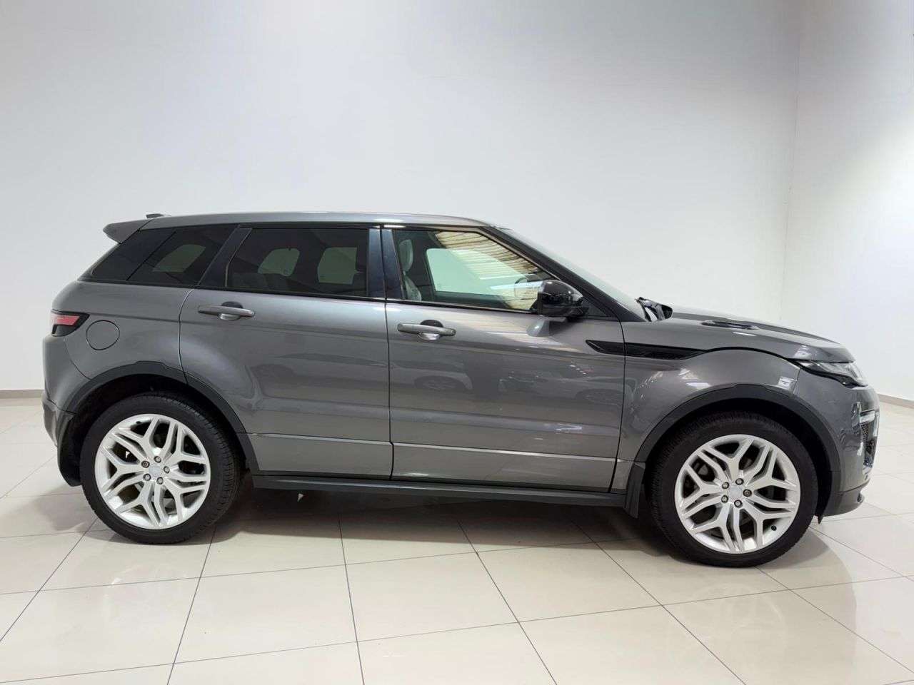 2017 LAND ROVER RANGE ROVER EVOQUE 2017 LAND ROVER RANGE ROVER EVOQUE