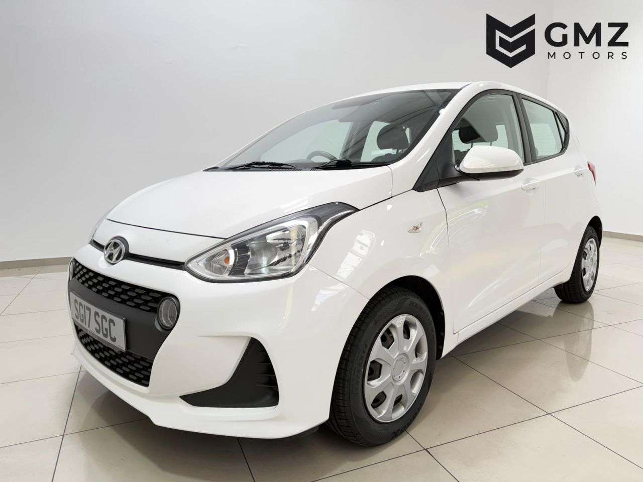 A 2017 HYUNDAI I10 1.0 SE Hatchback 5dr Petrol Manual Euro 6 (66 ps) NATIONWIDE DELIVERY A 2017 HYUNDAI I10 1.0 SE Hatchback 5dr Petrol Manual Euro 6 (66 ps) NATIONWIDE DELIVERY
