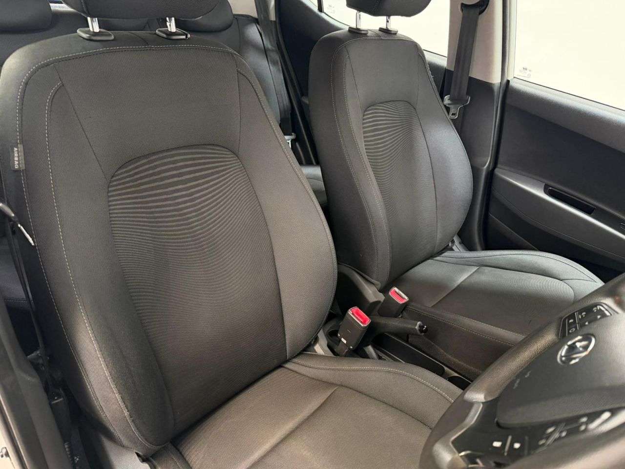 2017 HYUNDAI I10 2017 HYUNDAI I10