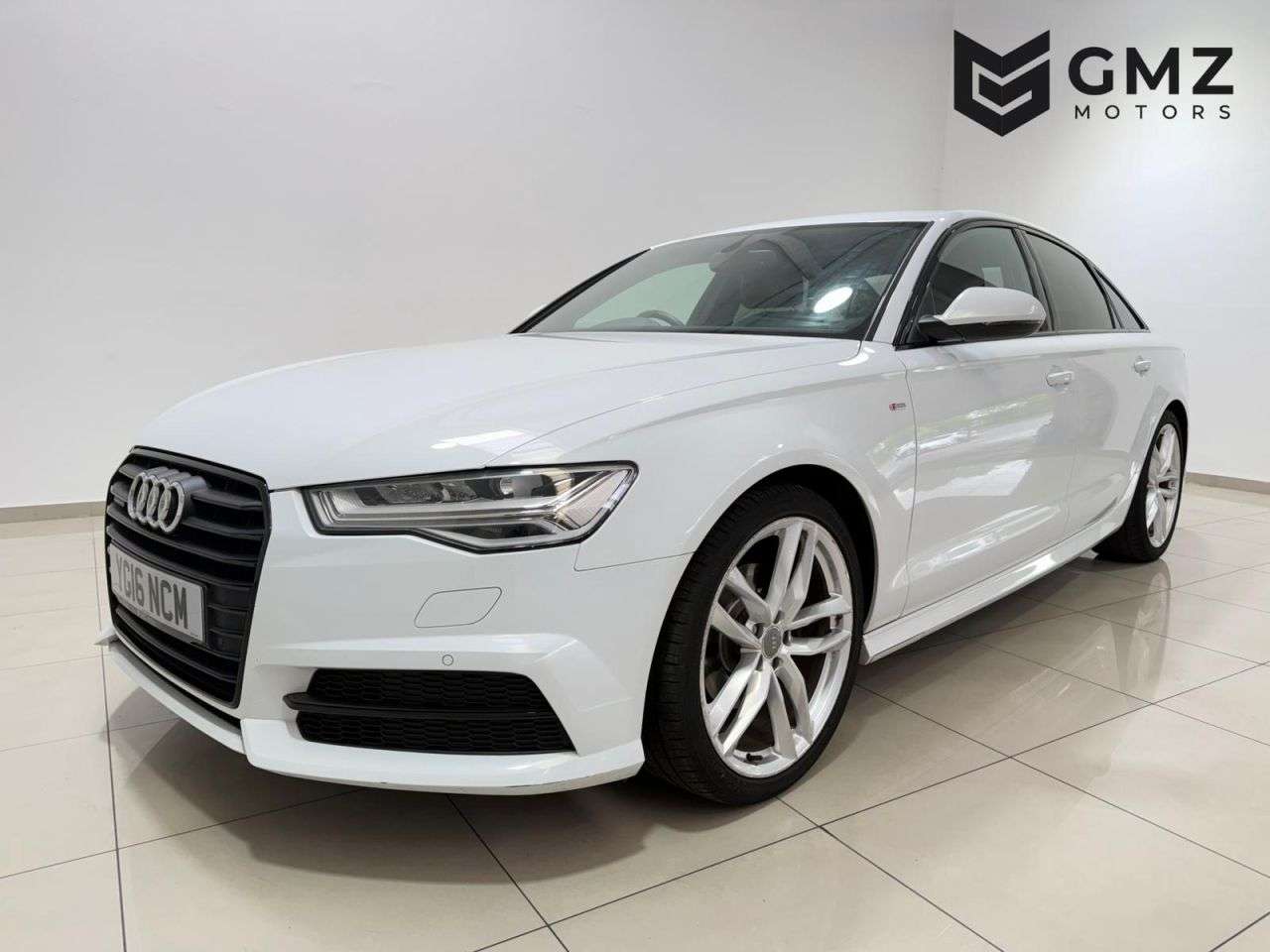 A 2016 AUDI A6 SALOON 2.0 TDI Black Edition Saloon 4dr Diesel S Tronic quattro Euro 6 (s/s) (190 A 2016 AUDI A6 SALOON 2.0 TDI Black Edition Saloon 4dr Diesel S Tronic quattro Euro 6 (s/s) (190