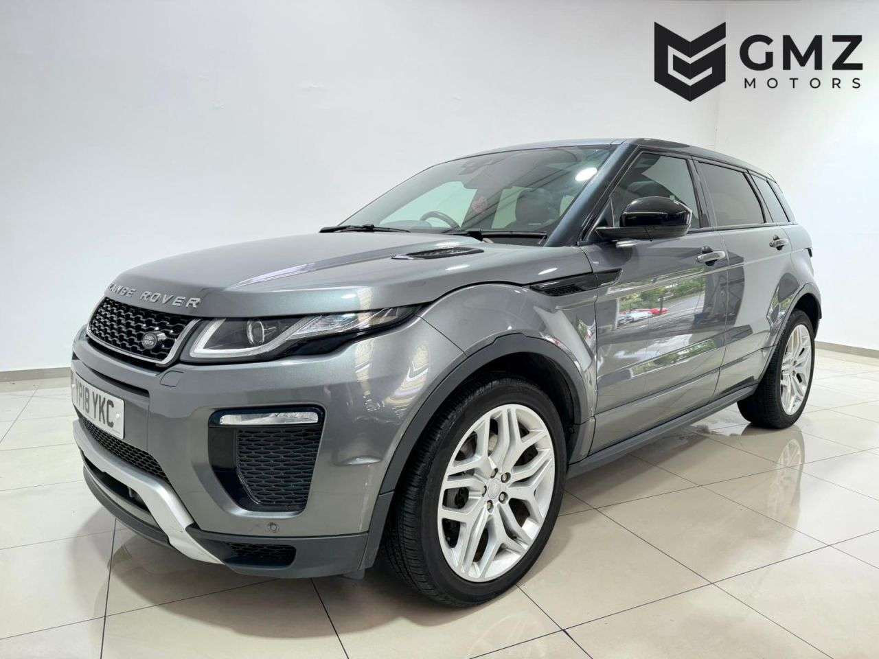 A 2018 LAND ROVER RANGE ROVER EVOQUE 2.0 TD4 HSE Dynamic SUV 5dr Diesel Auto 4WD Euro 6 (s/s) (180 ps) NATIONWID A 2018 LAND ROVER RANGE ROVER EVOQUE 2.0 TD4 HSE Dynamic SUV 5dr Diesel Auto 4WD Euro 6 (s/s) (180 ps) NATIONWID