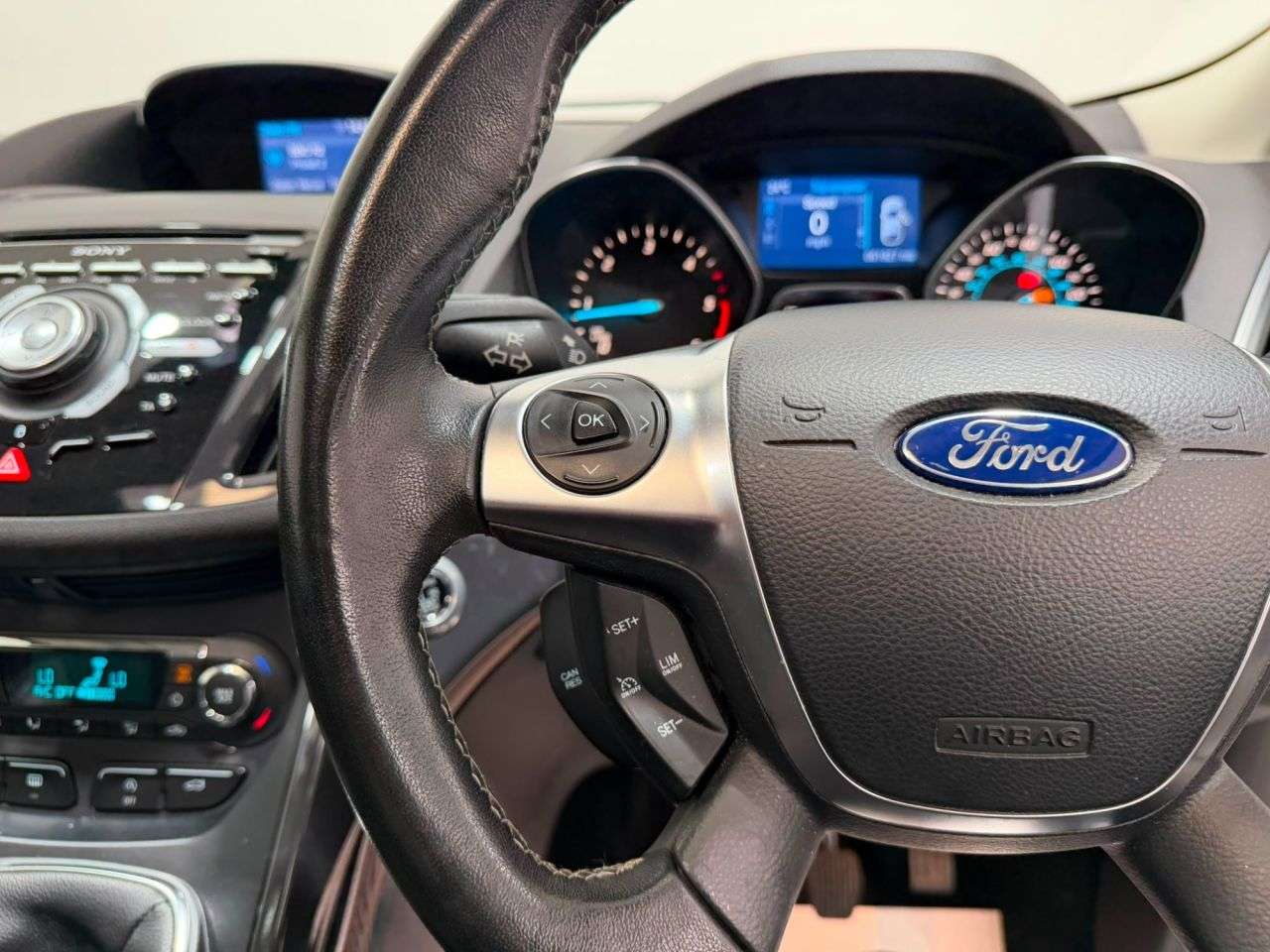 2015 FORD KUGA 2015 FORD KUGA