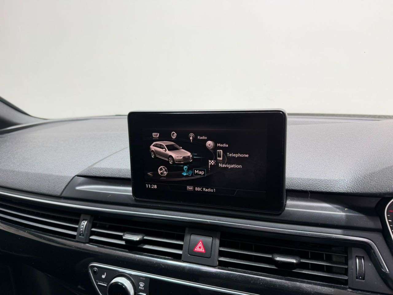 2016 AUDI A4 AVANT 2016 AUDI A4 AVANT
