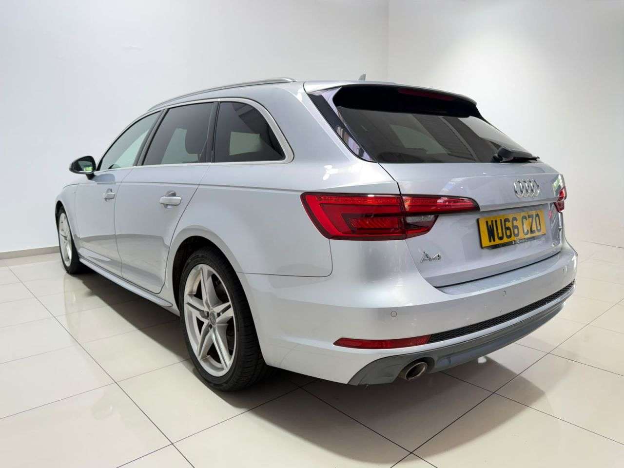 2016 AUDI A4 AVANT 2016 AUDI A4 AVANT