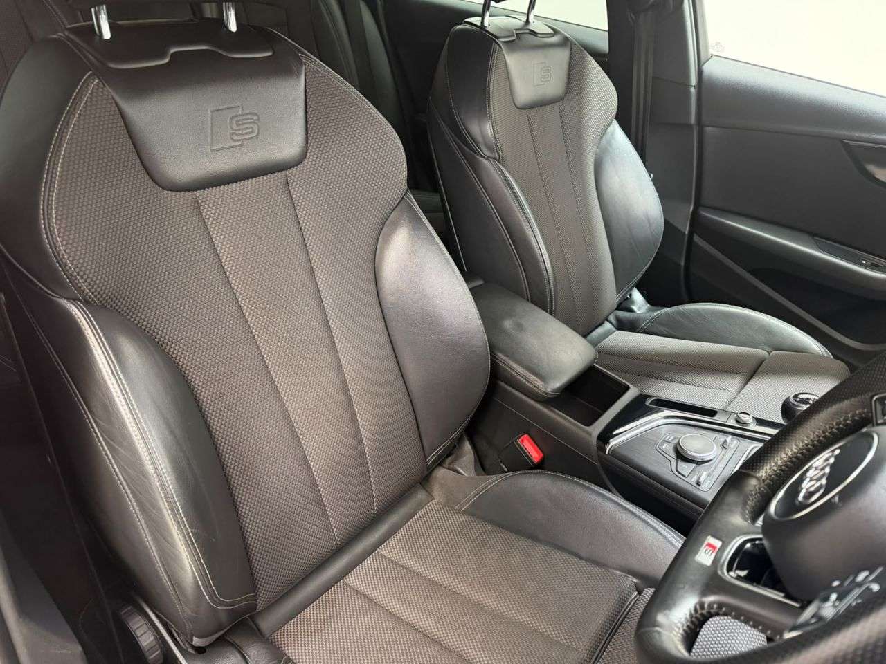 2016 AUDI A4 AVANT 2016 AUDI A4 AVANT