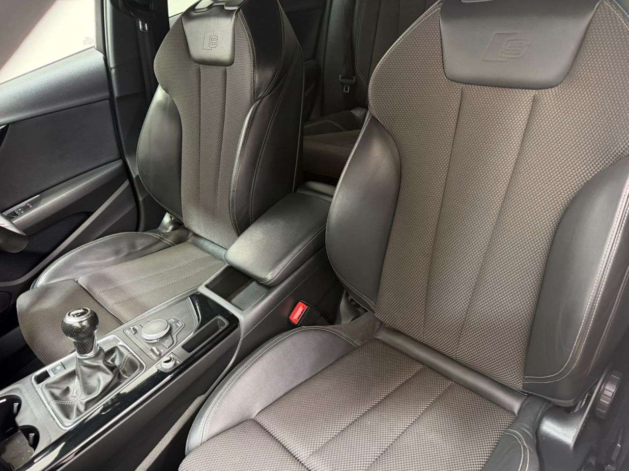 2016 AUDI A4 AVANT 2016 AUDI A4 AVANT