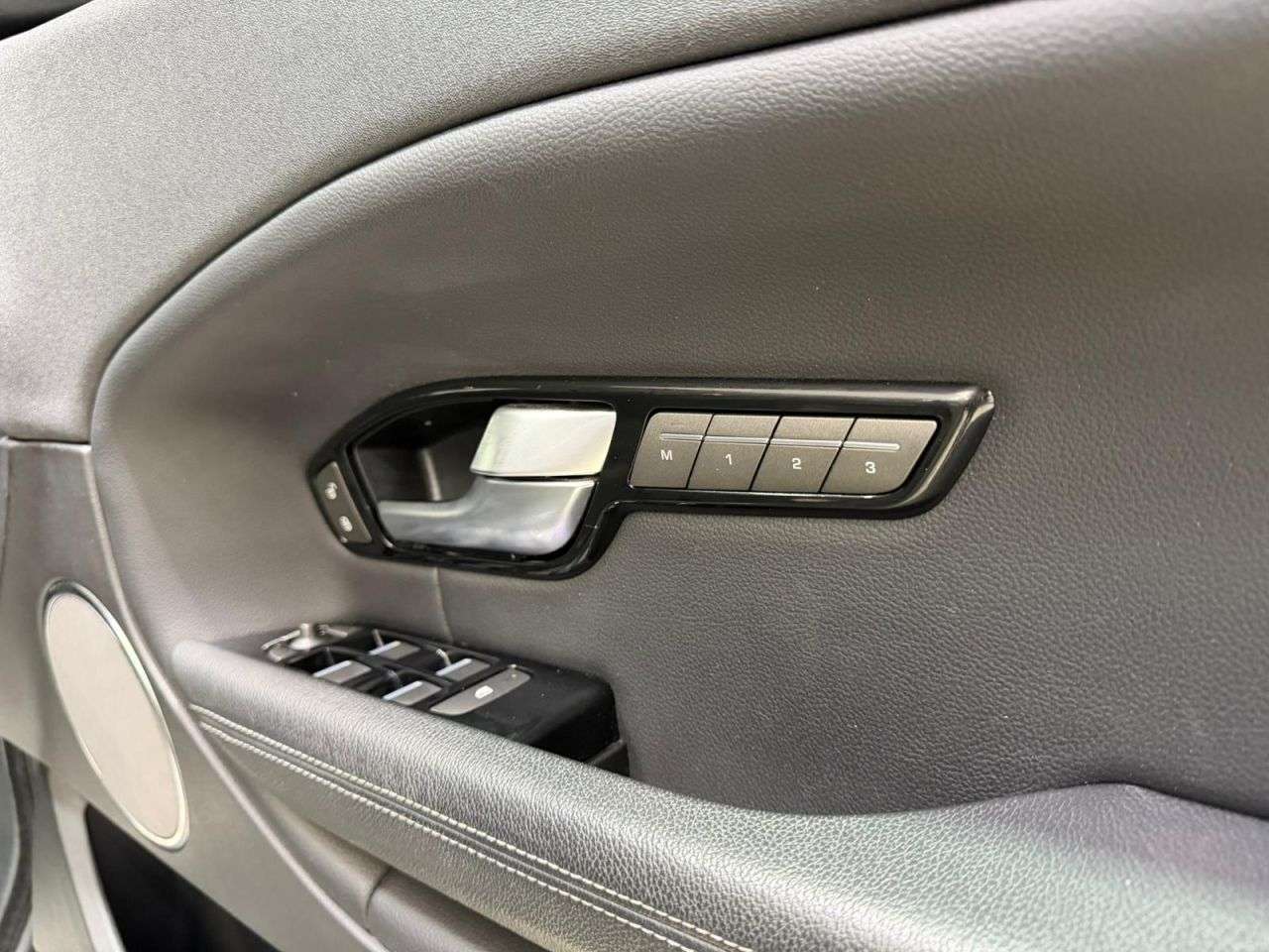 2018 LAND ROVER RANGE ROVER EVOQUE 2018 LAND ROVER RANGE ROVER EVOQUE