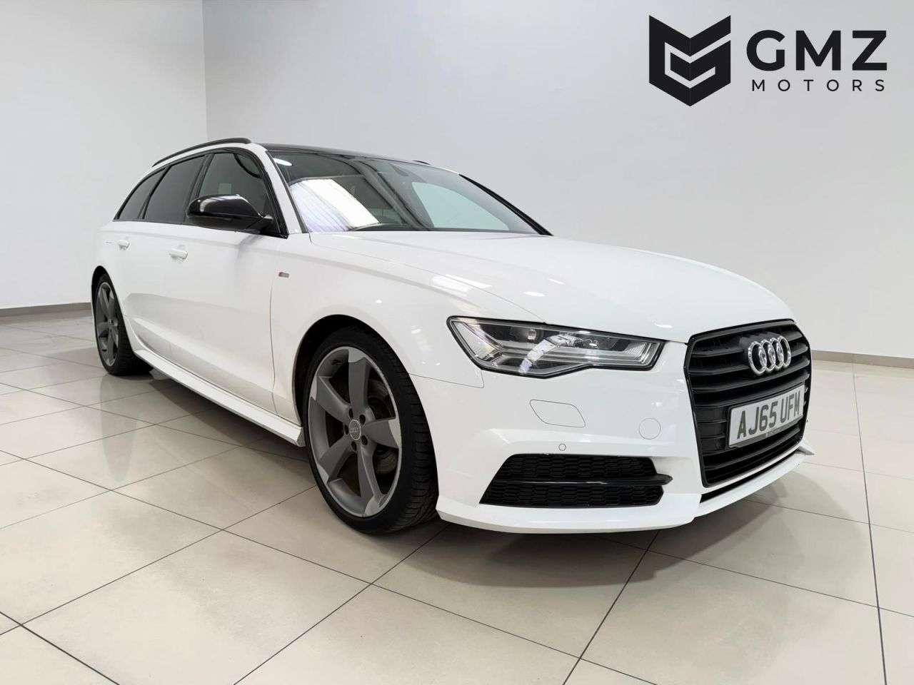 A 2015 AUDI A6 AVANT 2.0 TDI ultra Black Edition Estate 5dr Diesel S Tronic Euro 6 (s/s) (190 ps A 2015 AUDI A6 AVANT 2.0 TDI ultra Black Edition Estate 5dr Diesel S Tronic Euro 6 (s/s) (190 ps
