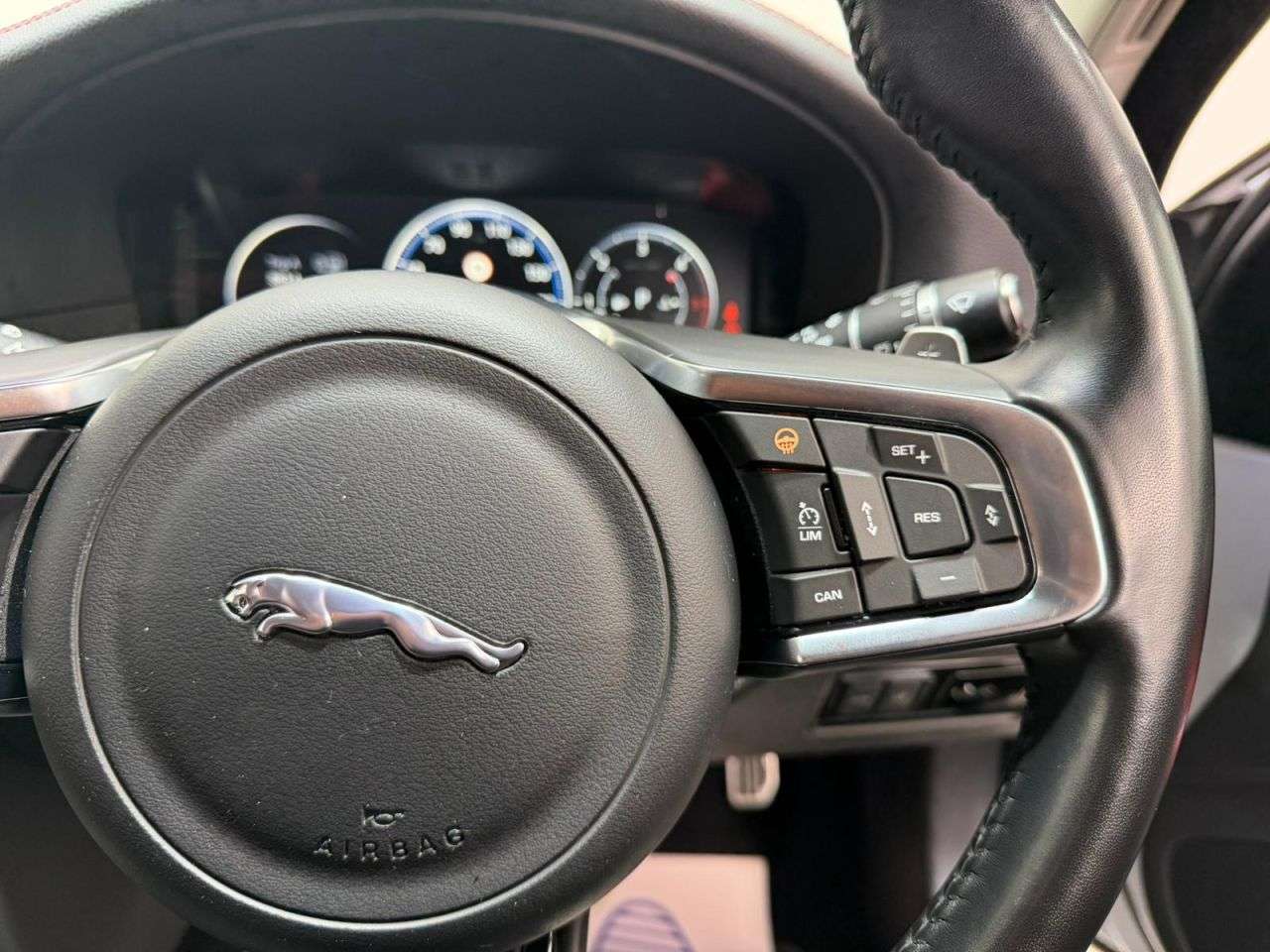 2017 JAGUAR XF 2017 JAGUAR XF